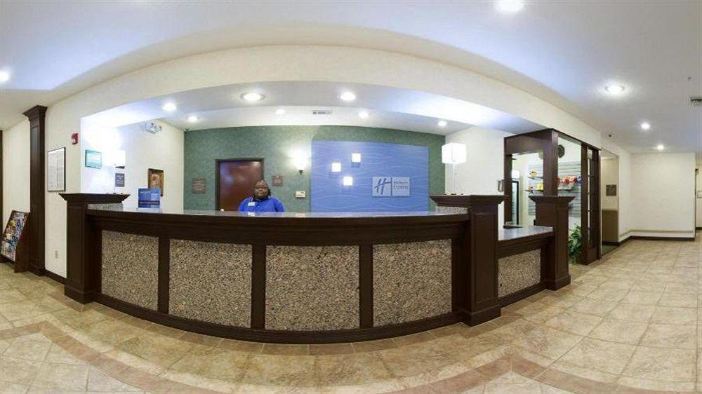 Holiday Inn Express Hotel & Suites Ливингстон Экстерьер фото